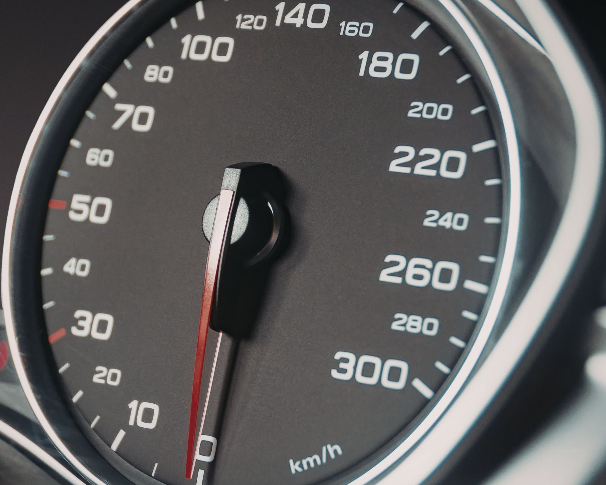 Snelheidsmeter van een auto